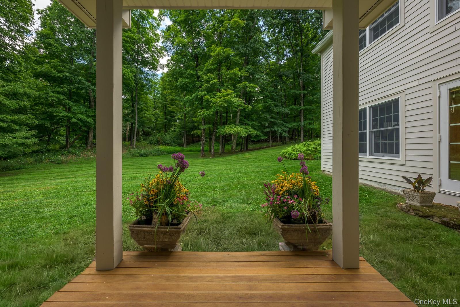 219 Roche Drive Property Photo 7