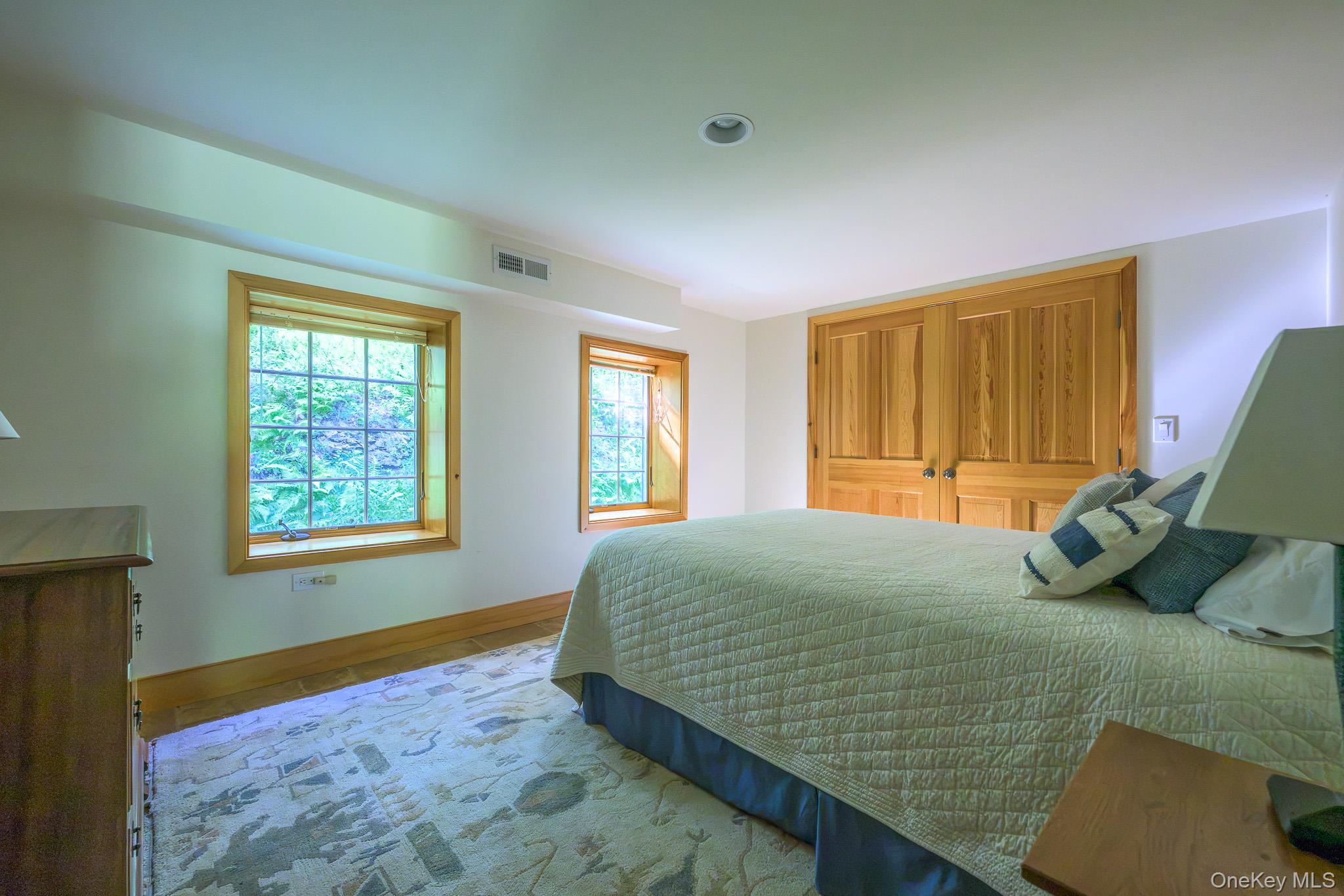 219 Roche Drive Property Photo 29