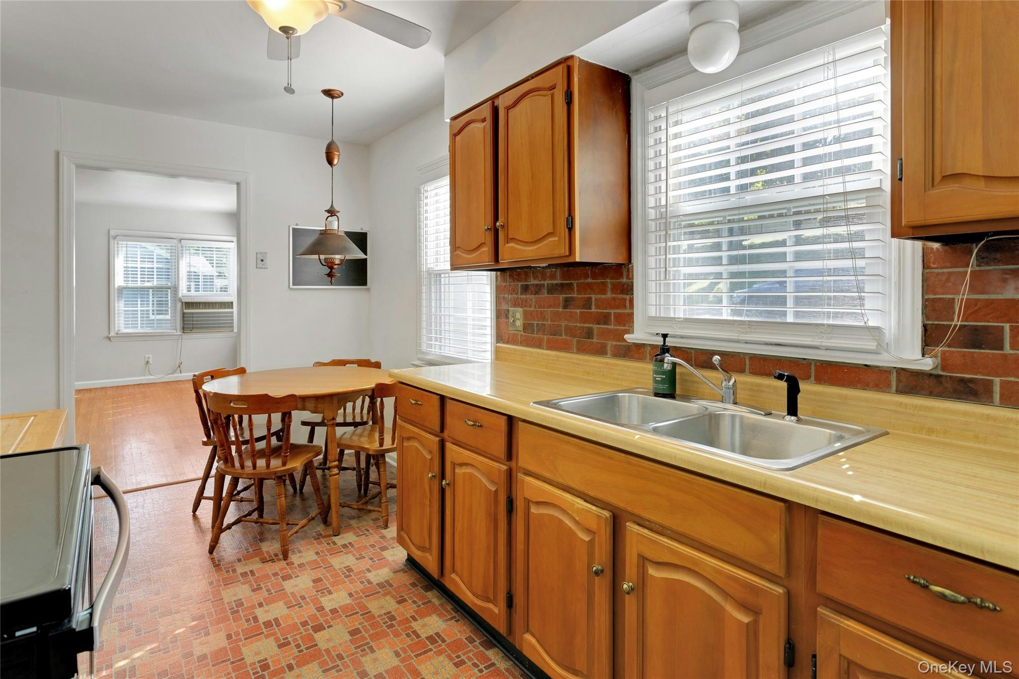 4 Crescent Drive Property Photo 11