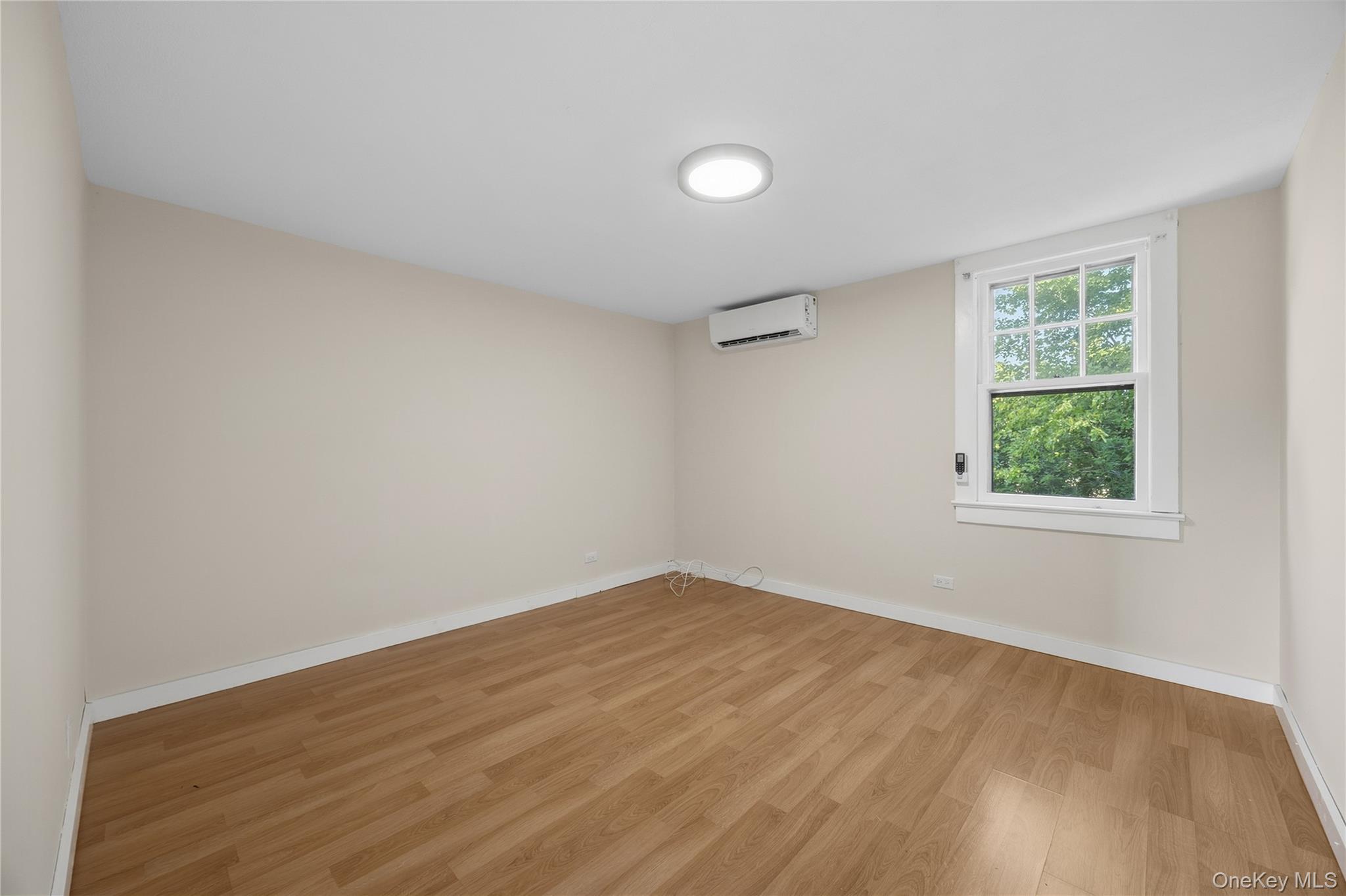 12 Montrose Drive Property Photo 11
