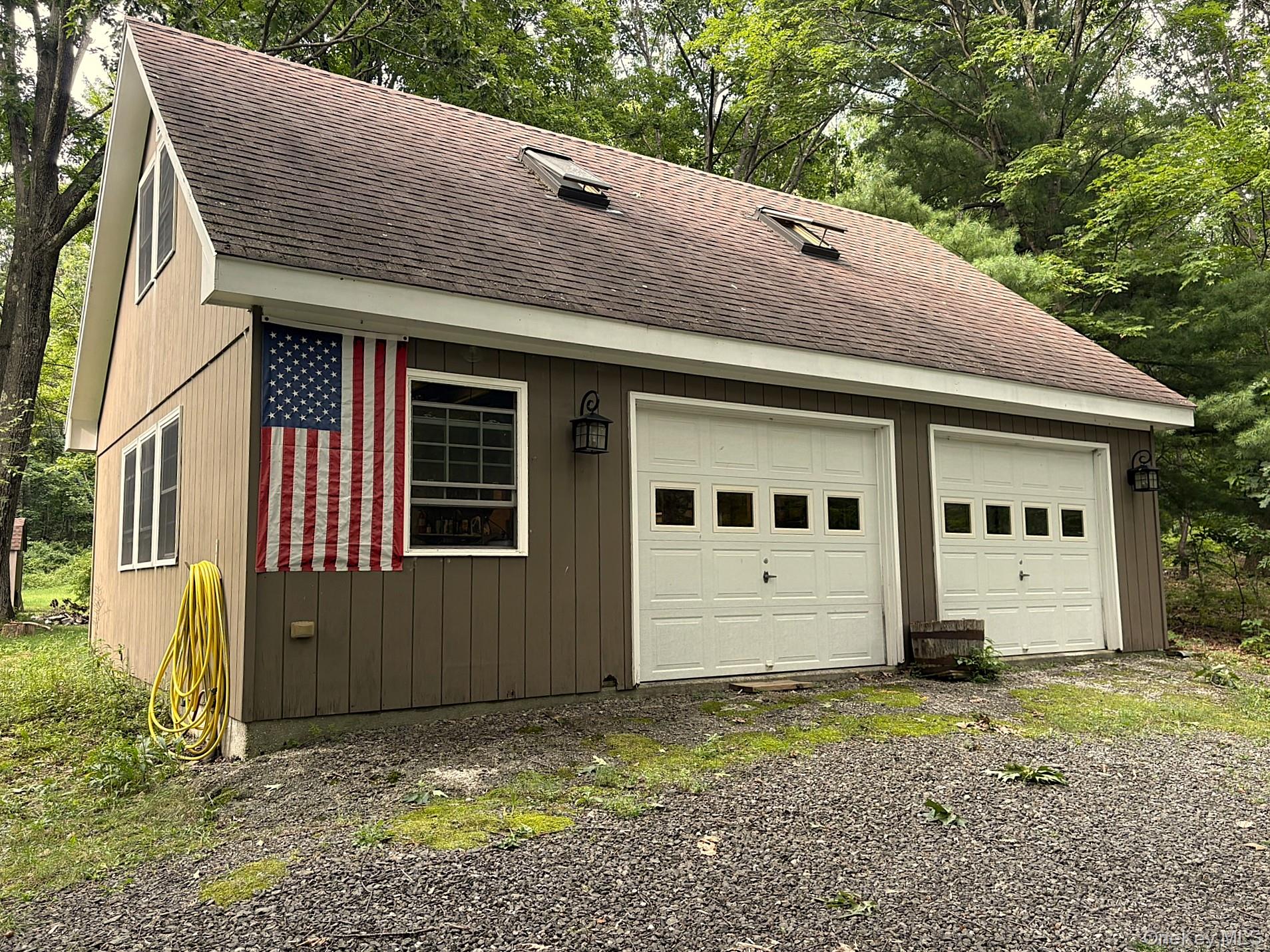 33 Twin Bridges Road Property Photo 3