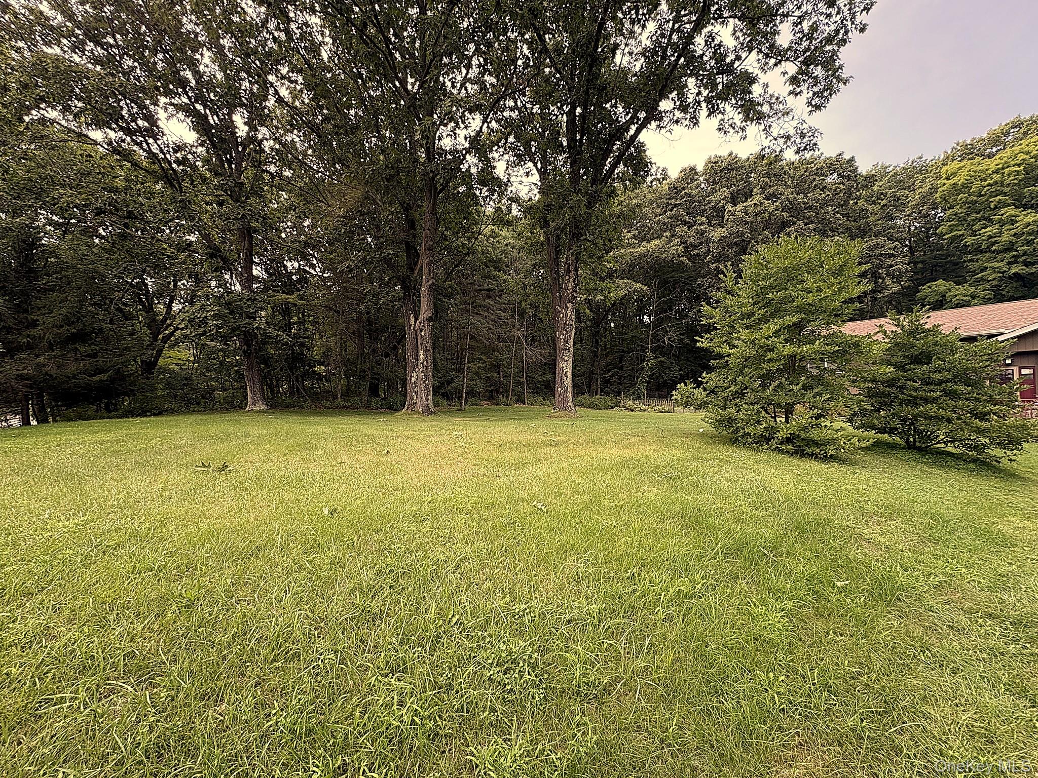 33 Twin Bridges Road Property Photo 5