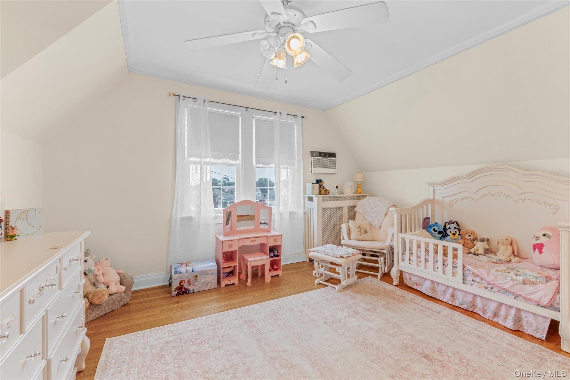 21 Hampton Avenue Property Photo 17