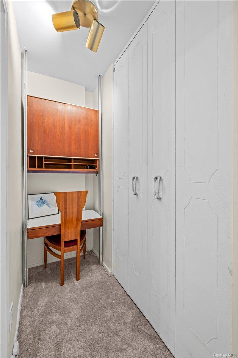 555 Kappock 21d Property Photo 18