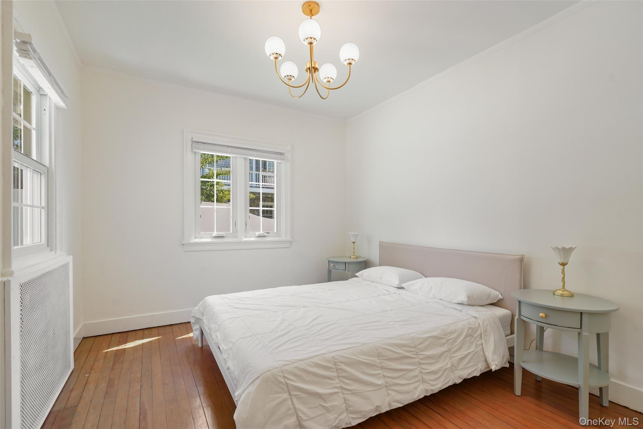 319 Oakland Beach Avenue Property Photo 14