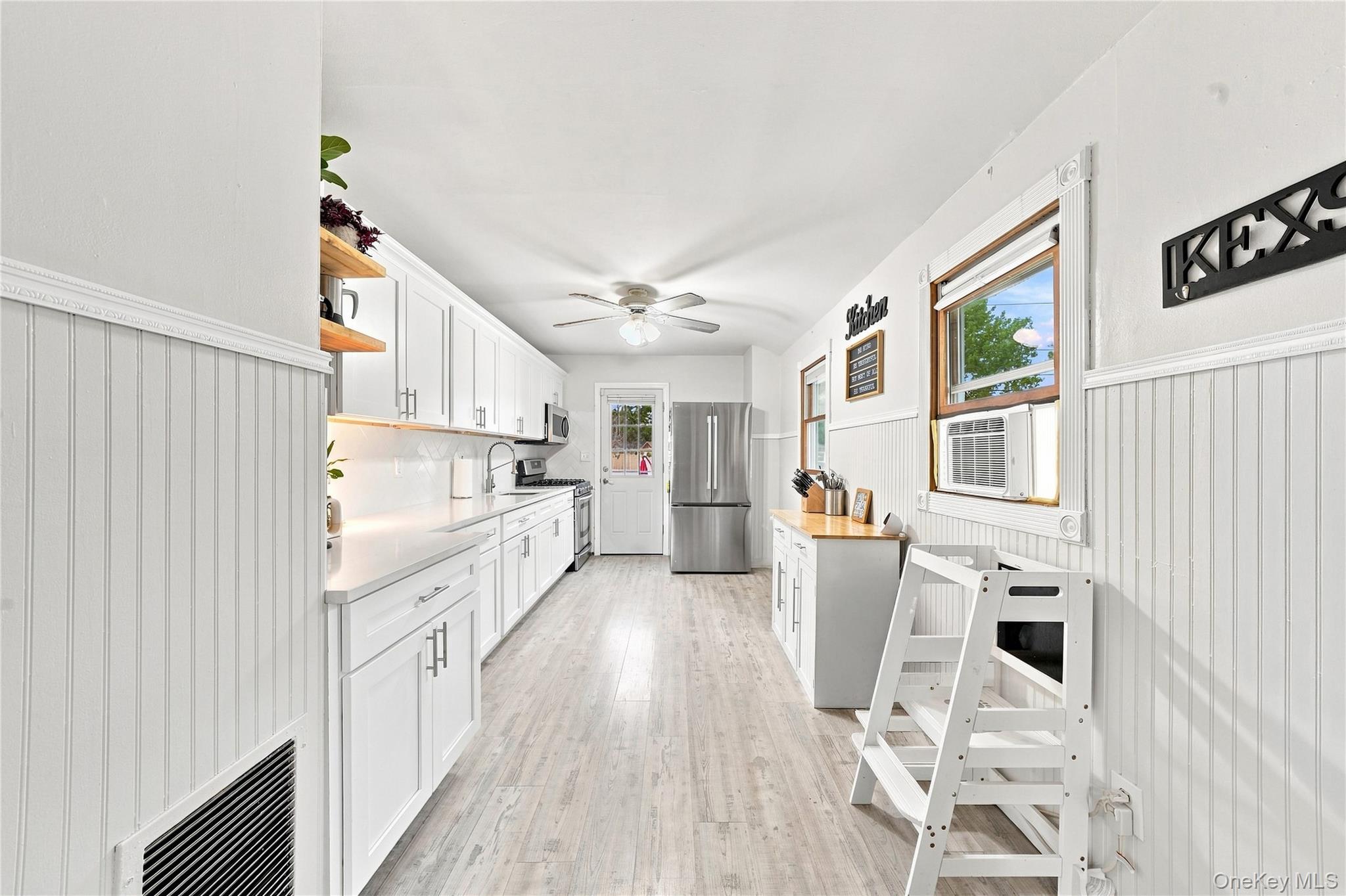 5 Talbot Lane Property Photo 8