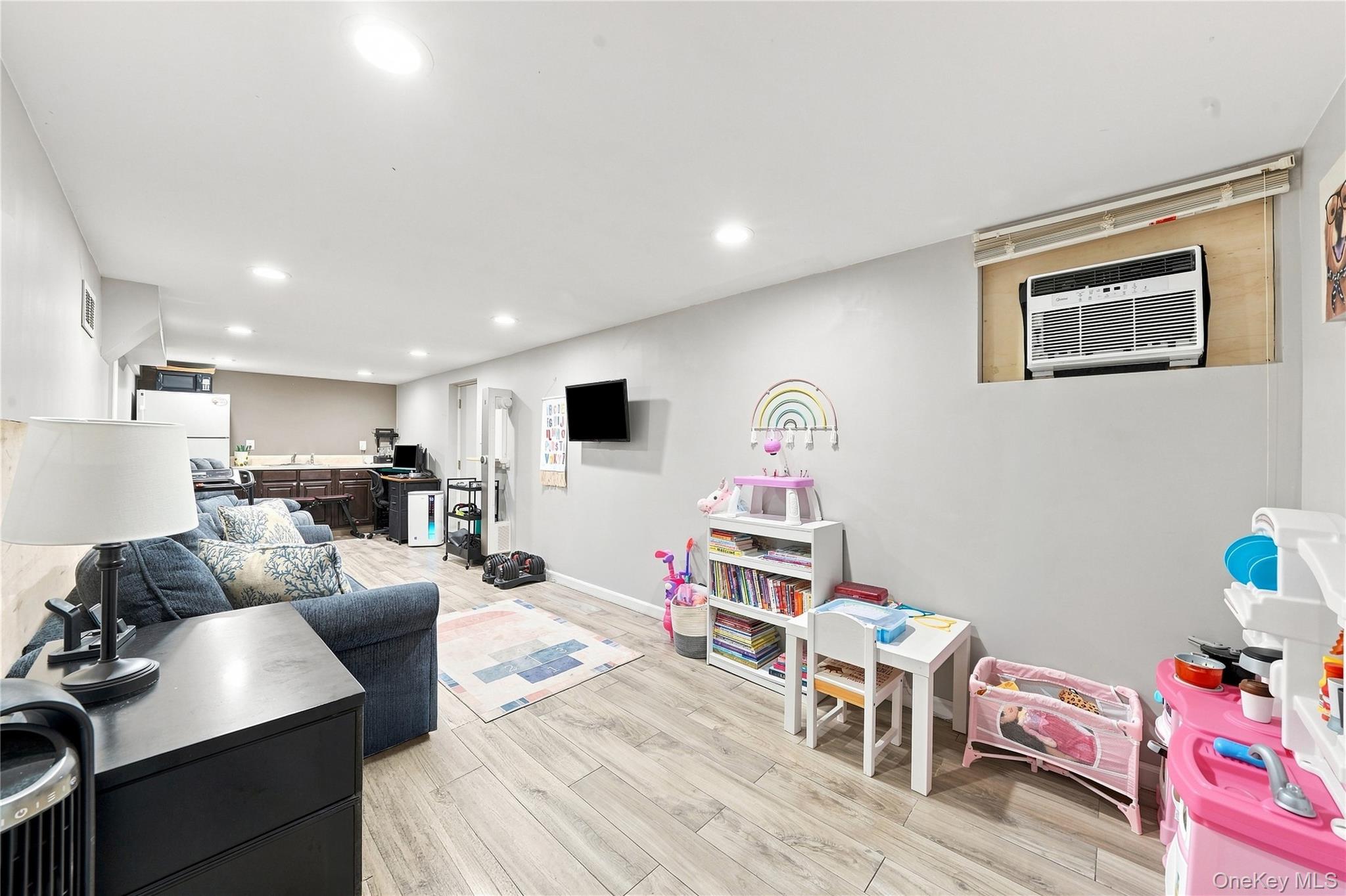 5 Talbot Lane Property Photo 31