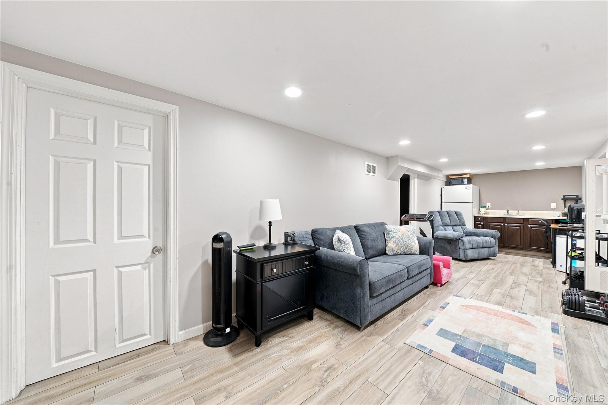 5 Talbot Lane Property Photo 31