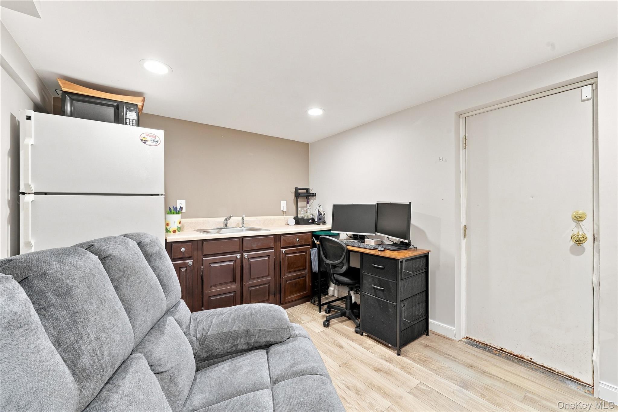 5 Talbot Lane Property Photo 32