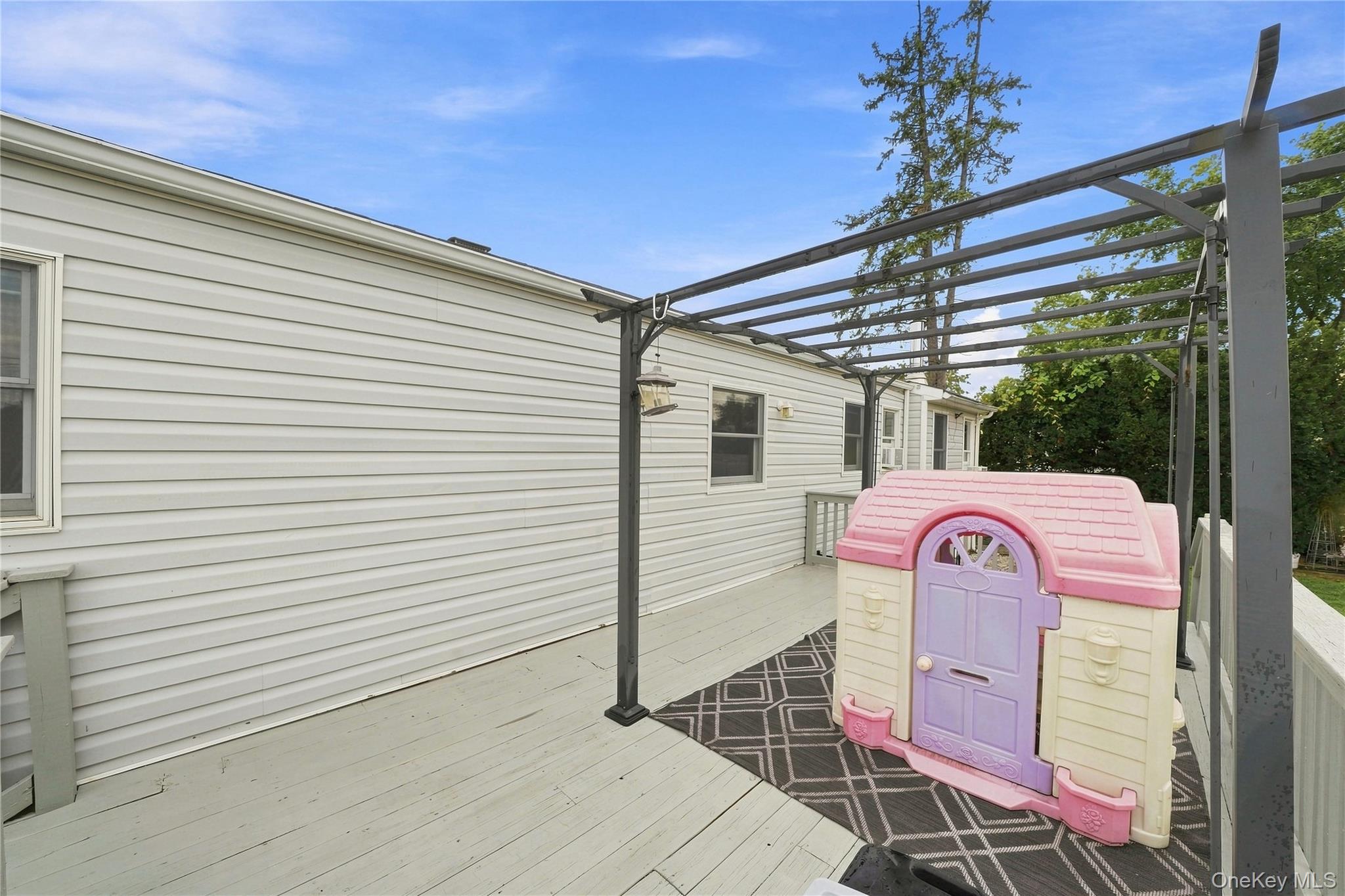 5 Talbot Lane Property Photo 38