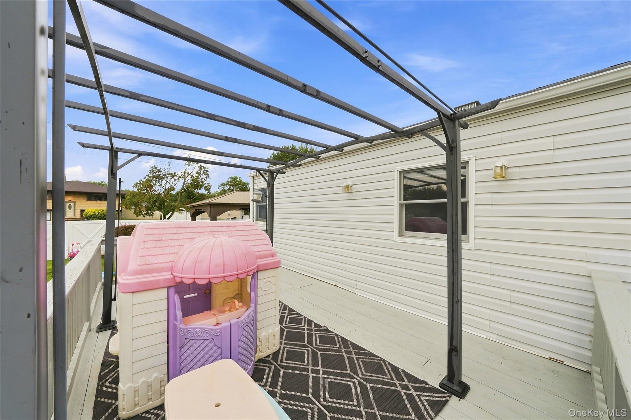 5 Talbot Lane Property Photo 41