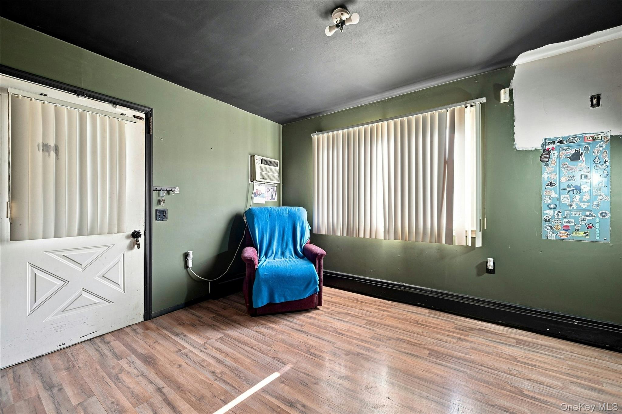 1035 Tooker Avenue Property Photo 23