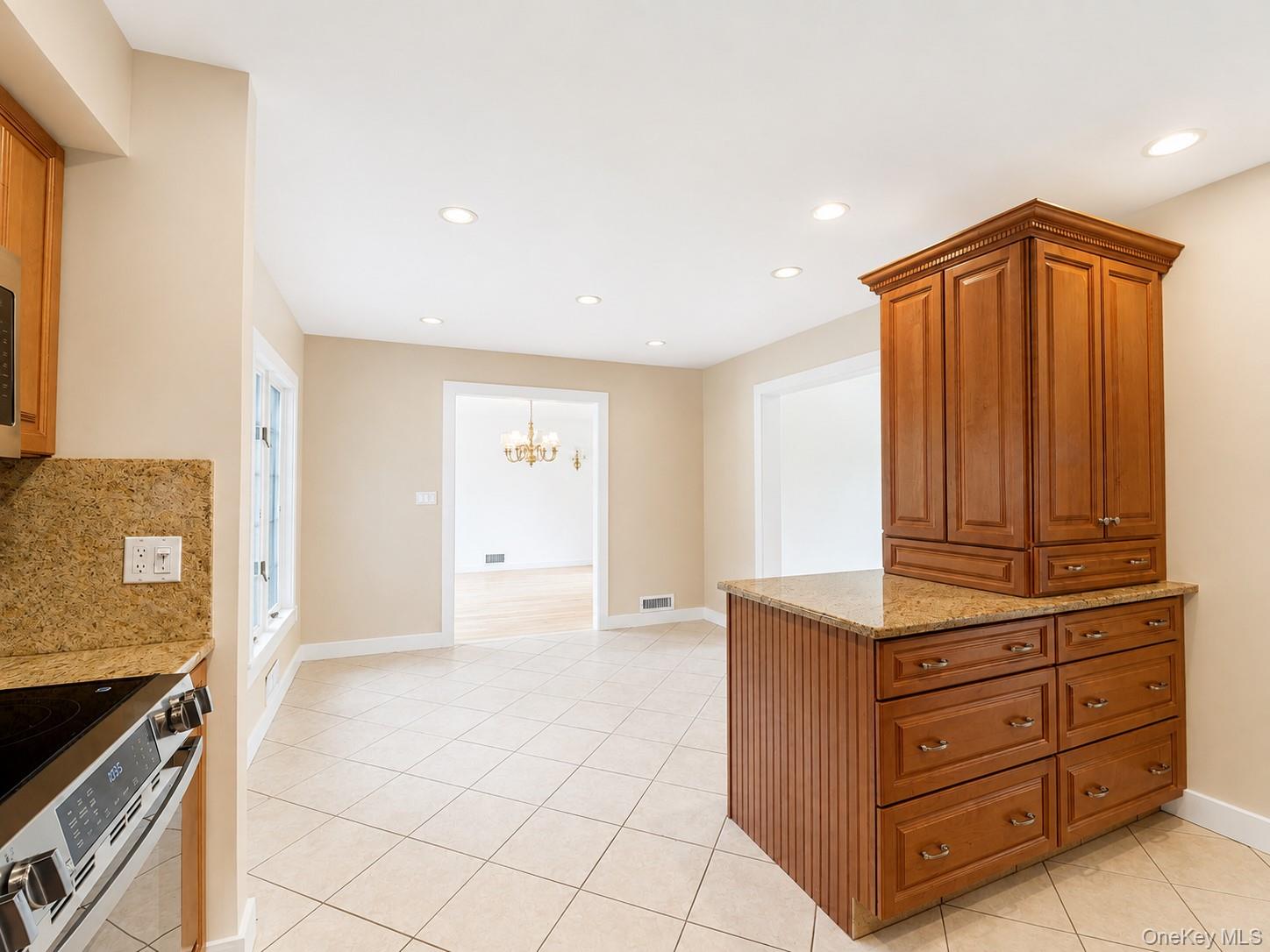 20 Priscilla Lane Property Photo 11