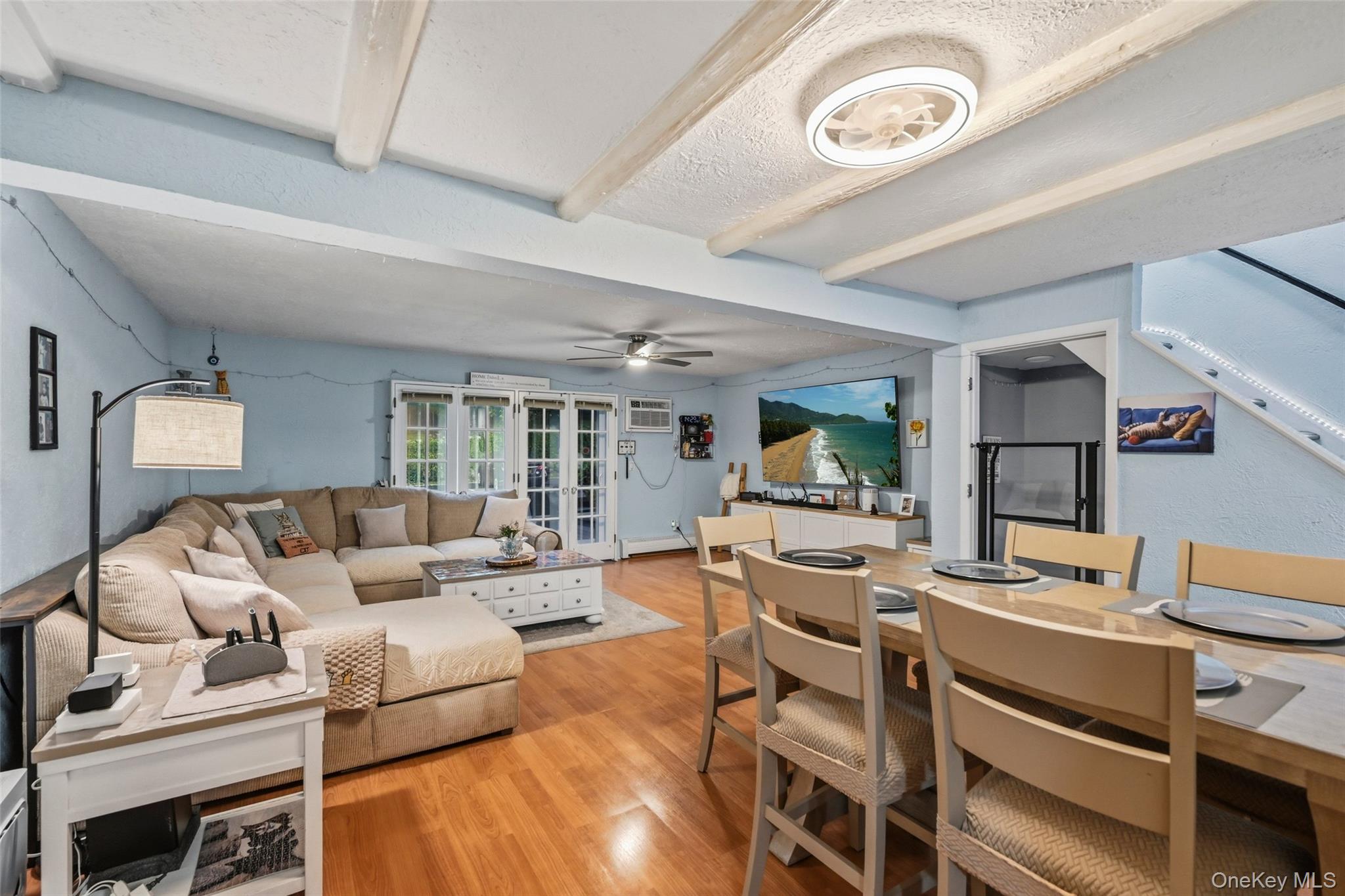 72 Yorkshire Drive Property Photo 8