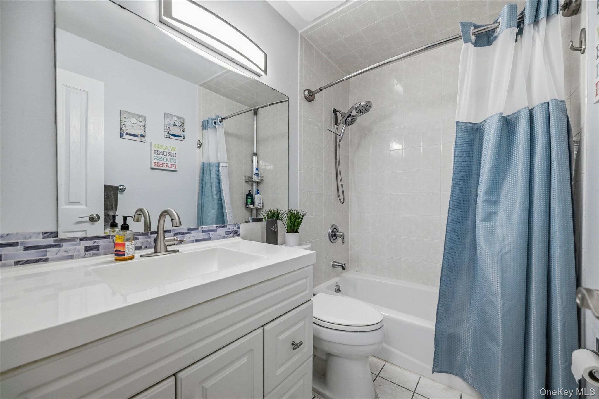 72 Yorkshire Drive Property Photo 22