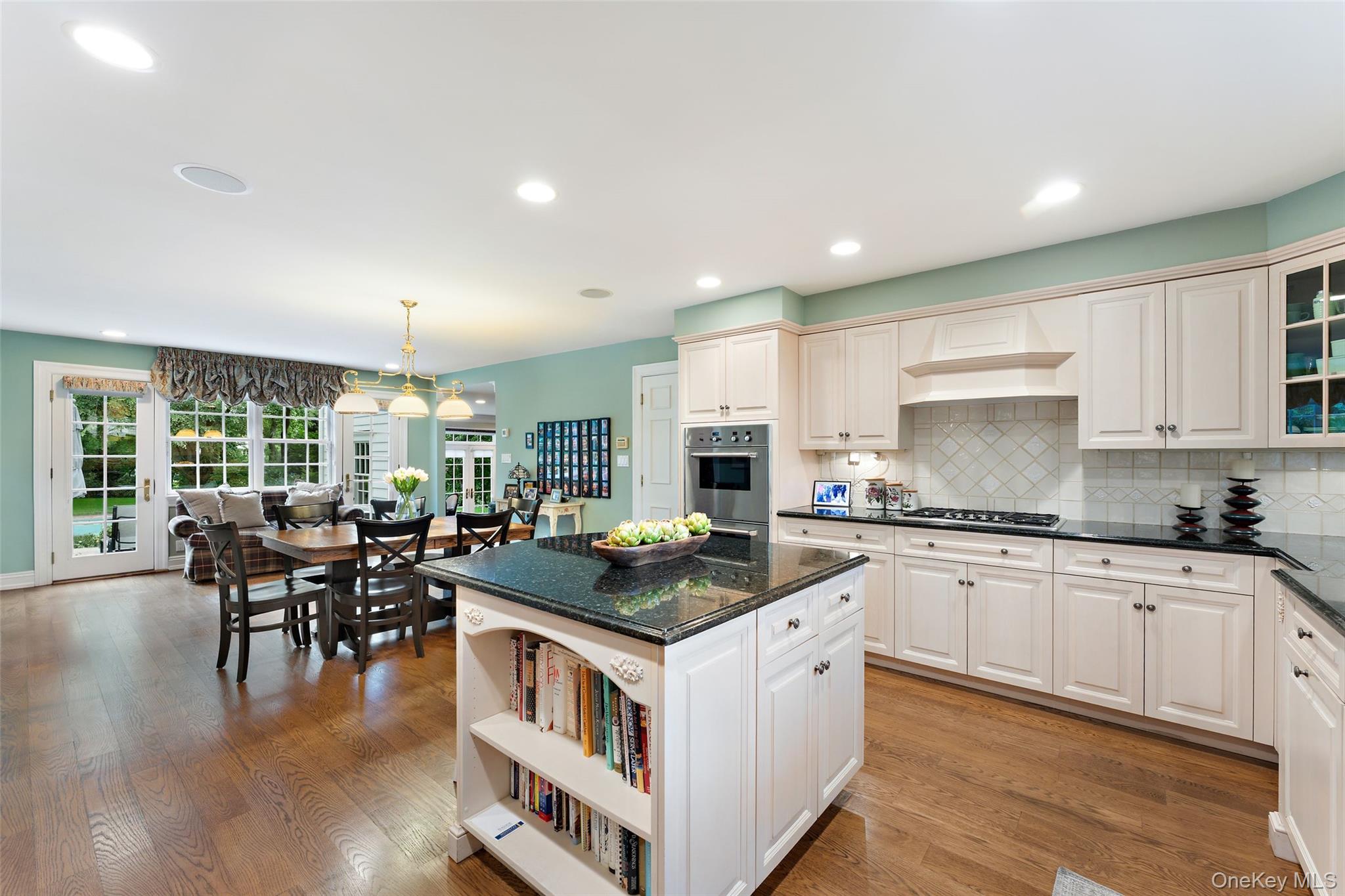 15 Sheldrake Road Property Photo 11