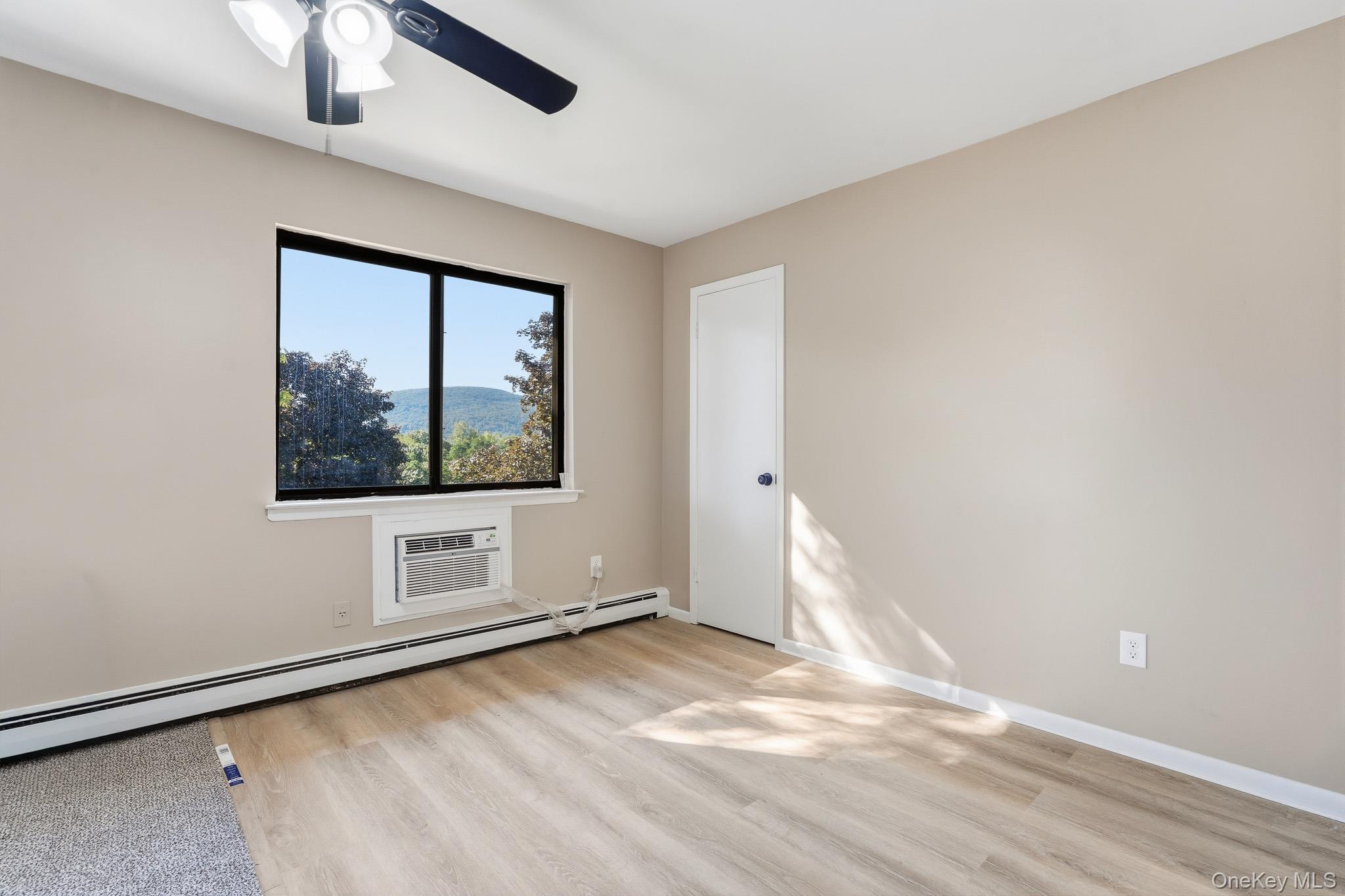 12 Skyline Drive 8 Property Photo 9