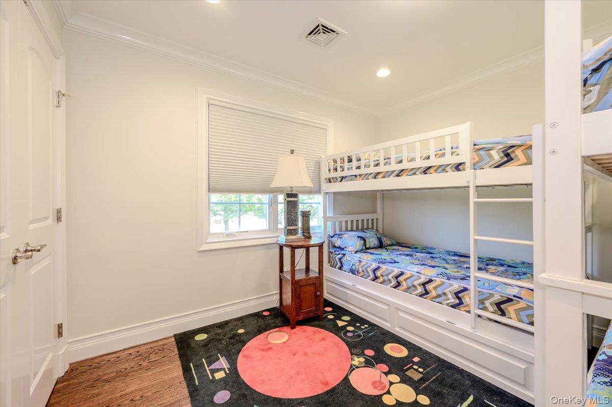 85 Suffolk Boulevard Property Photo 26