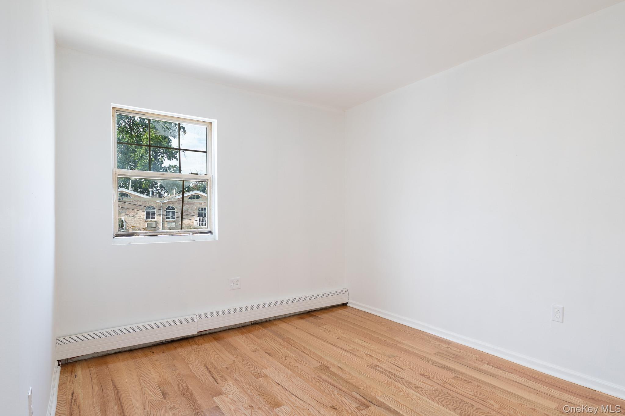 9483 218th Street Property Photo 10