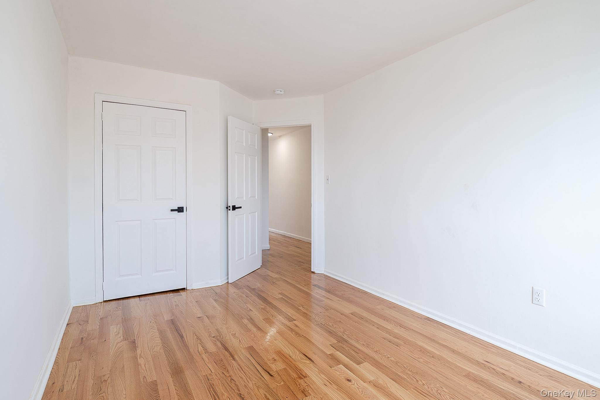 9483 218th Street Property Photo 14