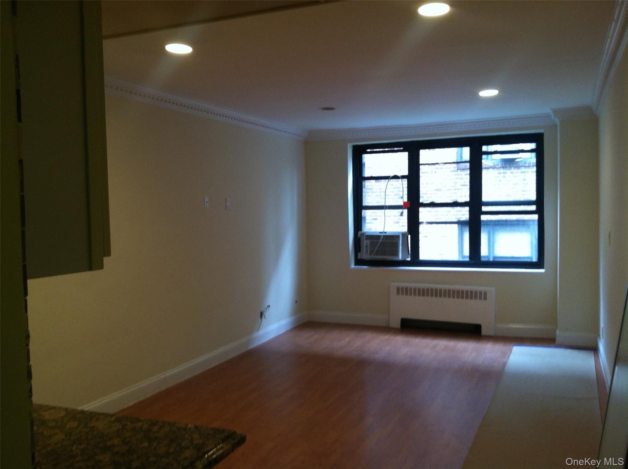 15 Canterbury C-13 Property Photo 1
