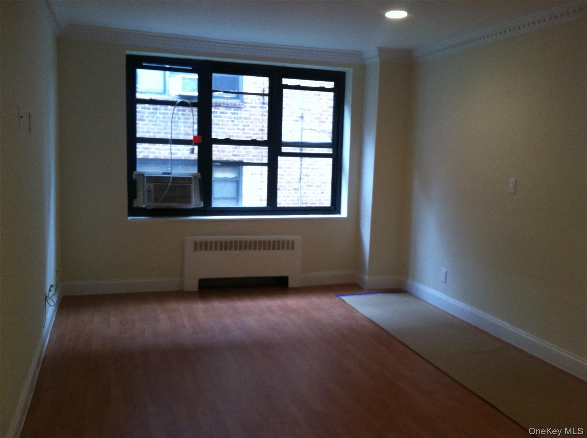 15 Canterbury C-13 Property Photo 2