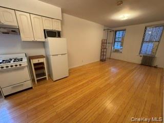 61 Mott Street Property Photo 7