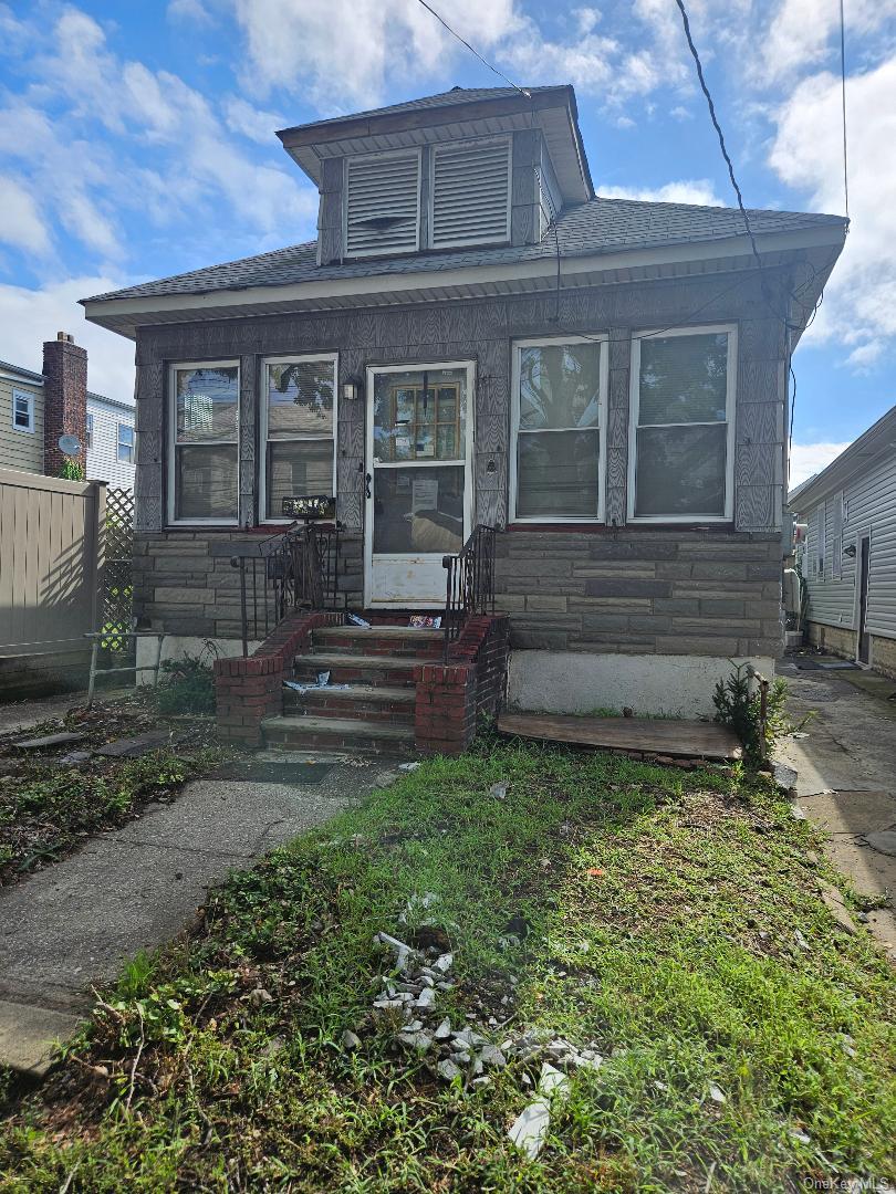 2547 123rd Street Property Photo 1