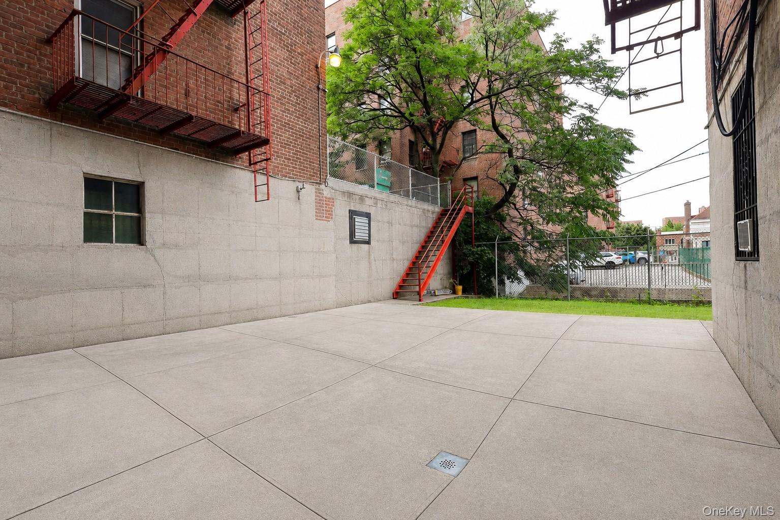99-15 66 Avenue 5a Property Photo 22