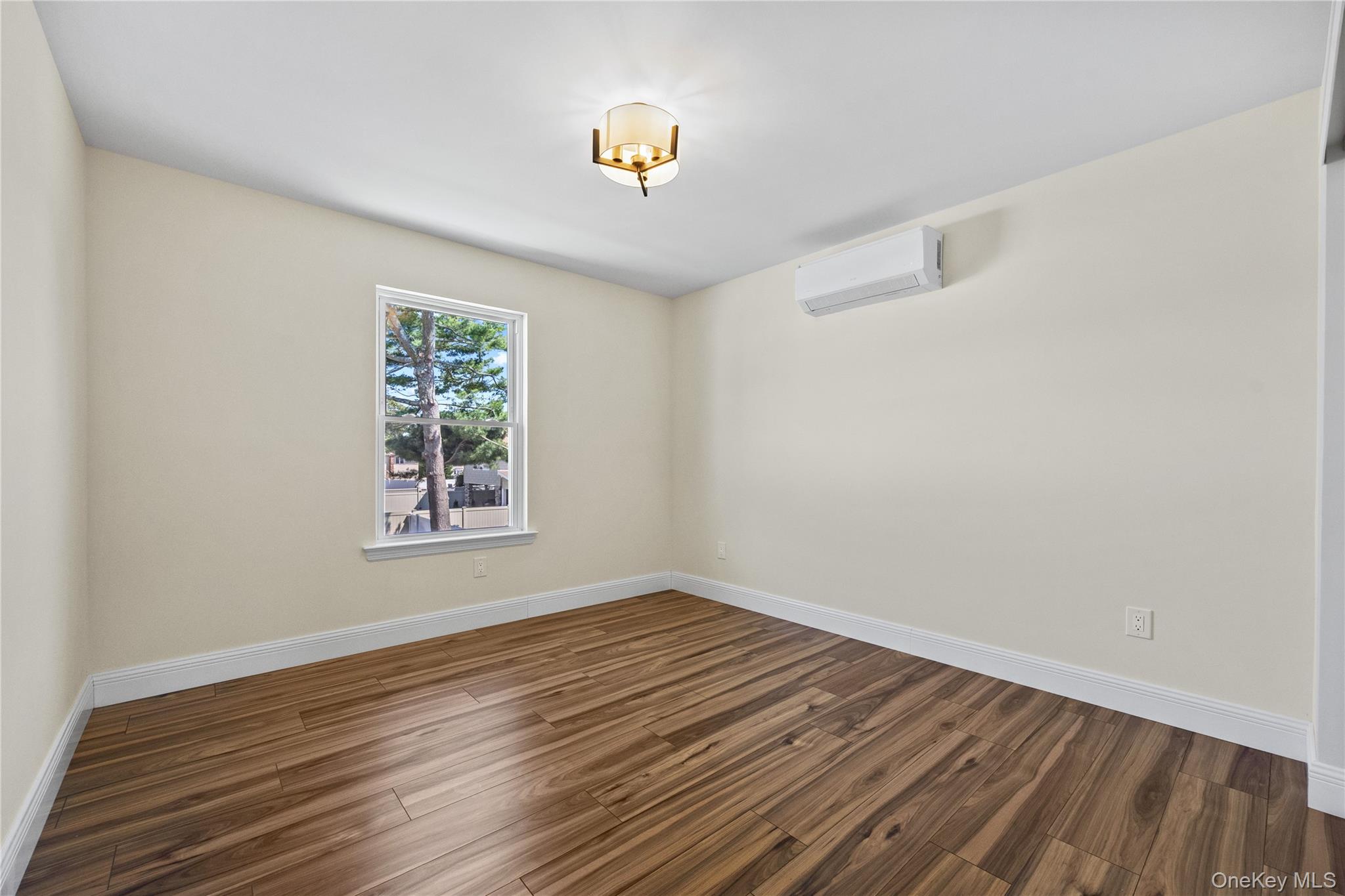37 Gladstone Avenue Property Photo 15