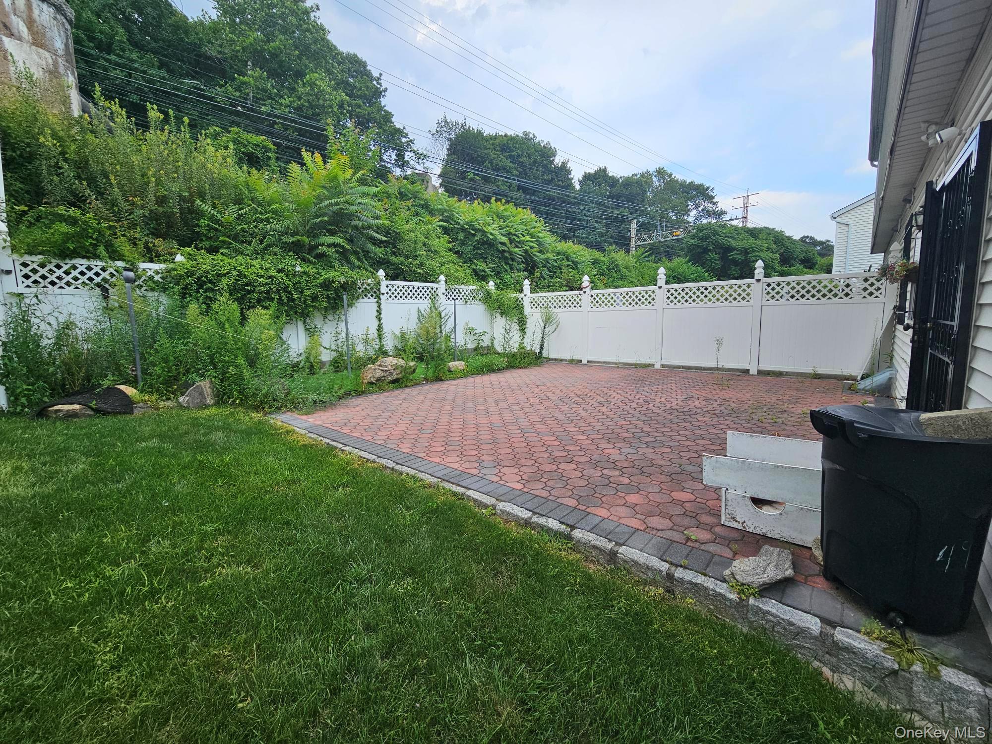 49 Beechwood Avenue Property Photo 17