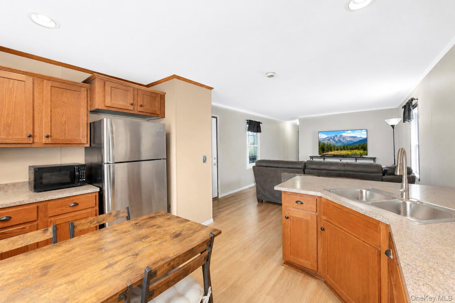 600 Broadway M10 Property Photo 8