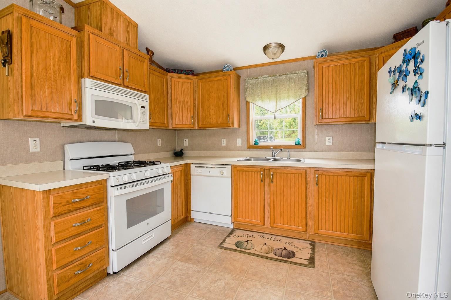 200 Willow Street Property Photo 5