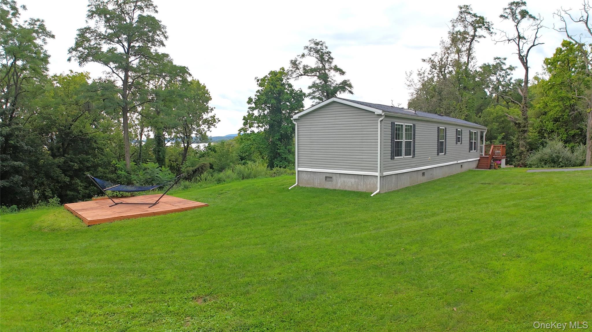 200 Willow Street Property Photo 15