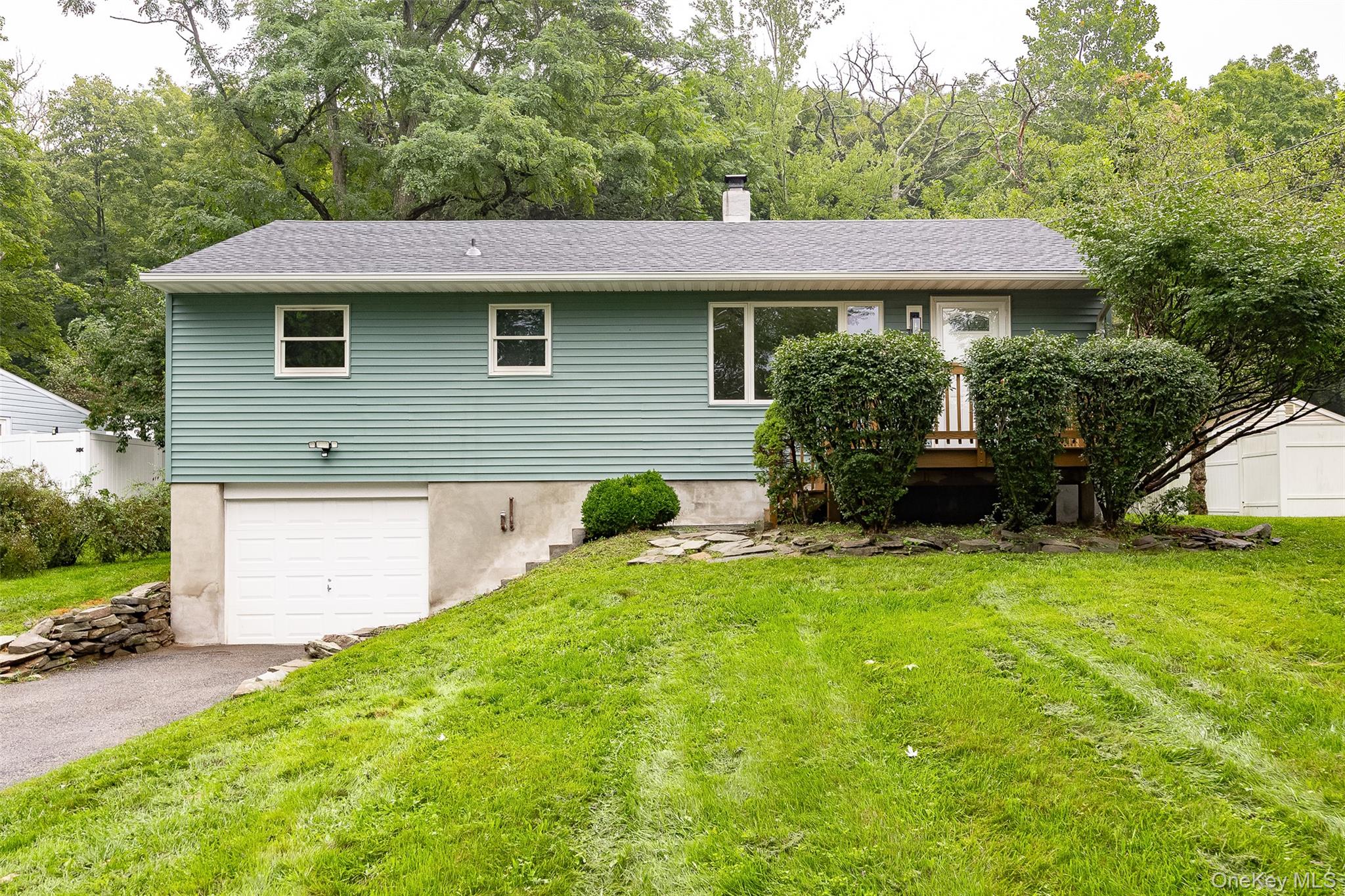 18 Van Wert Place Property Photo 1