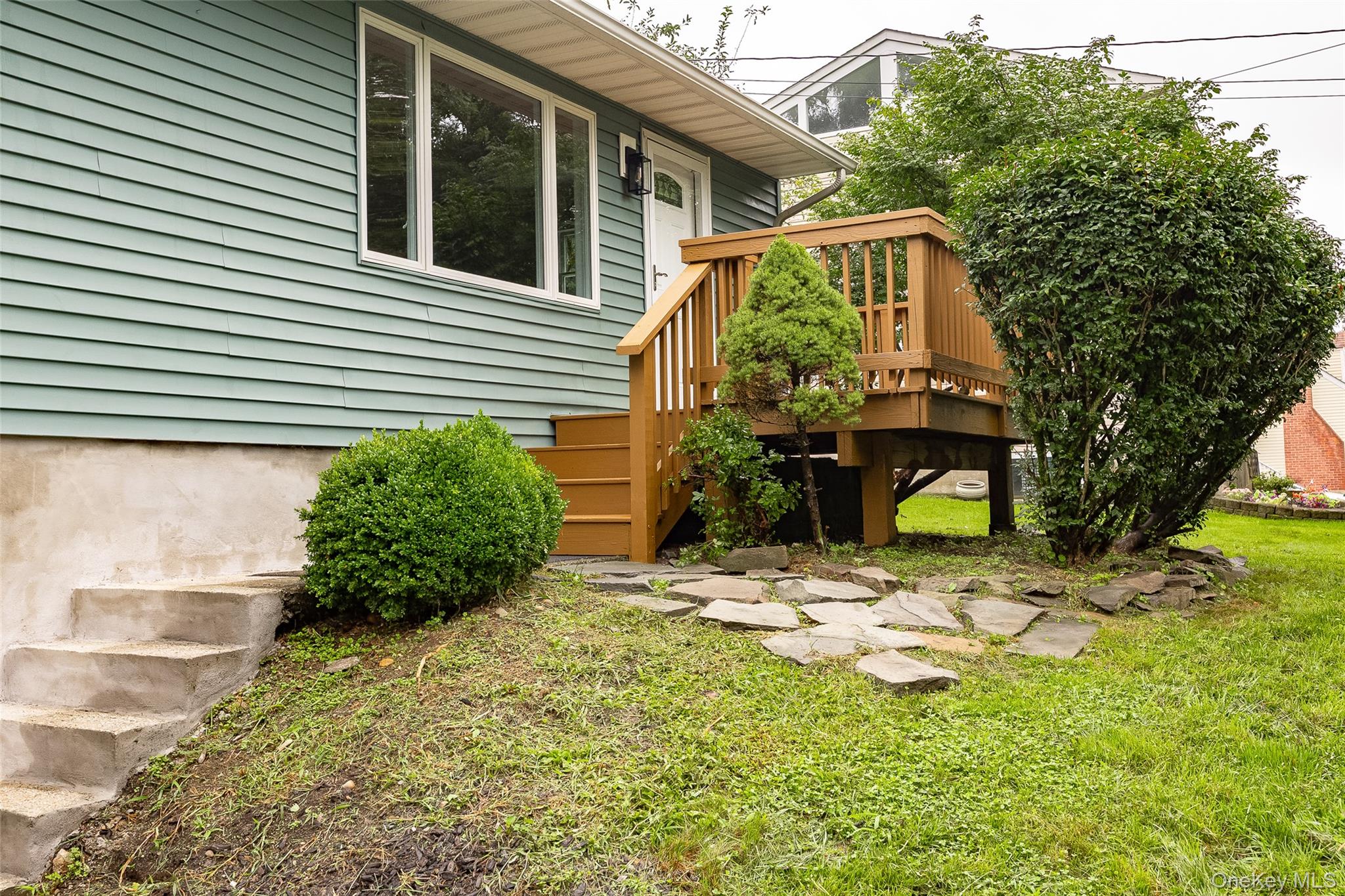 18 Van Wert Place Property Photo 16