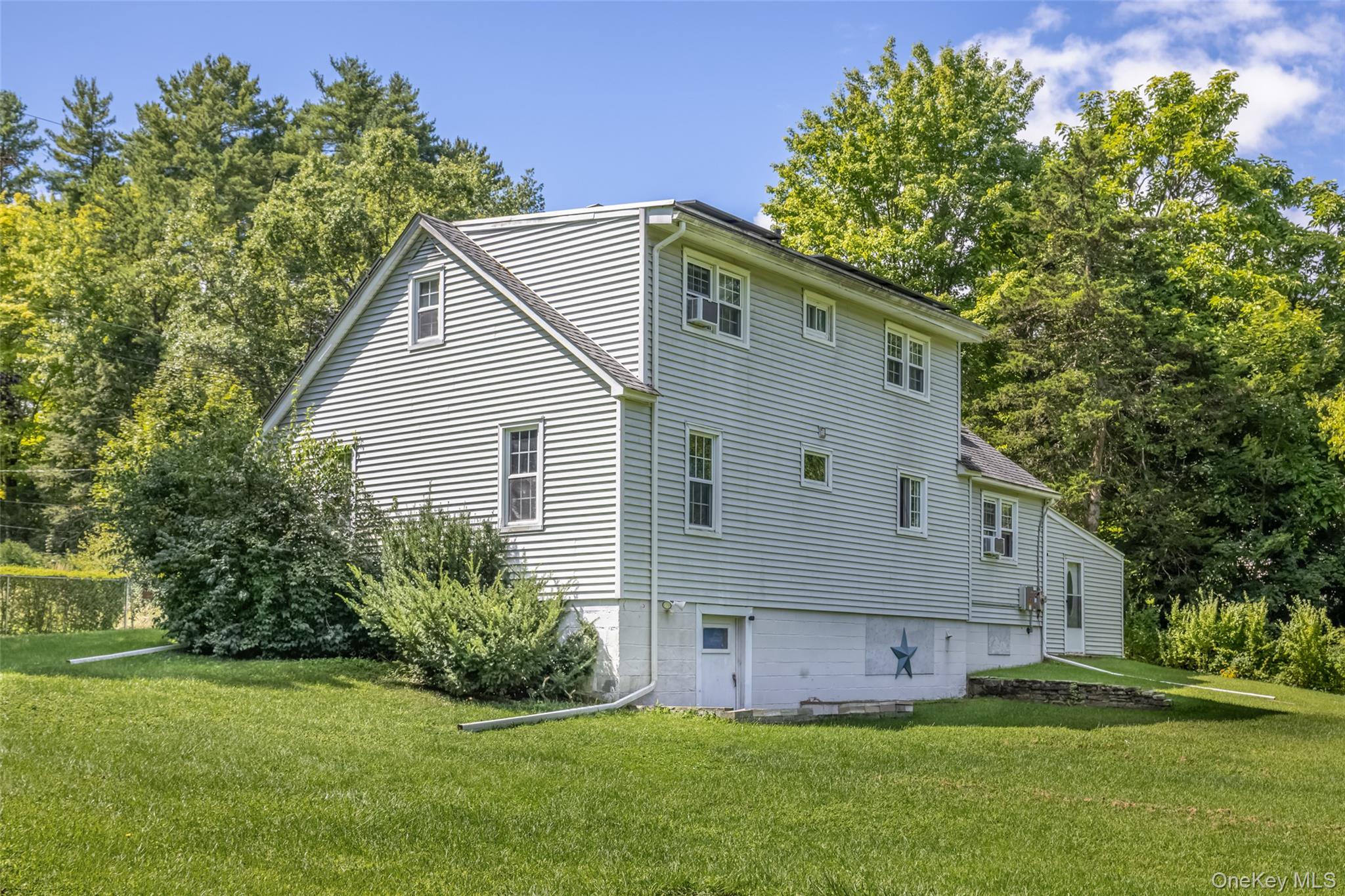 27 Old Mill Road Property Photo 10