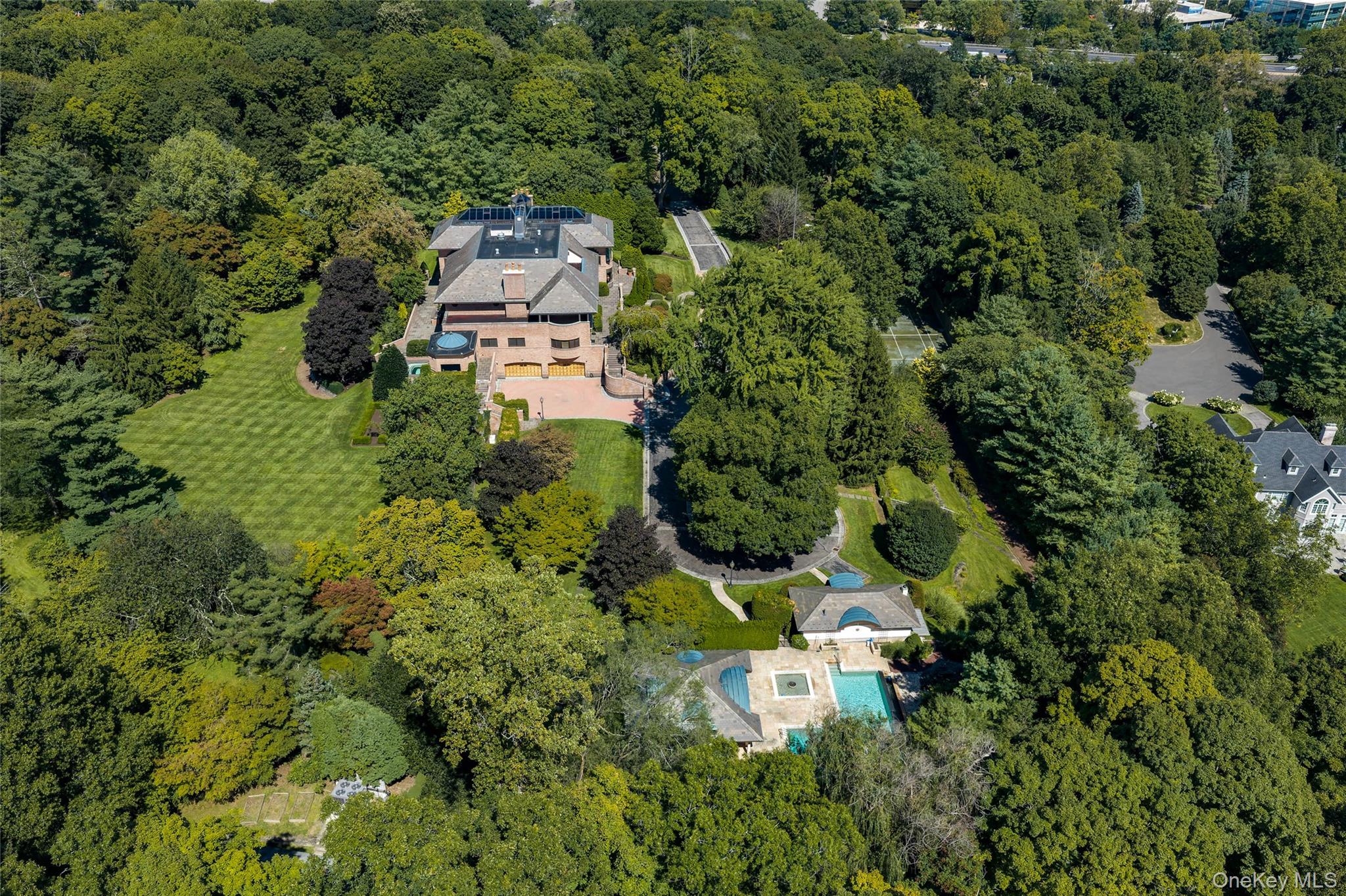 7 Rockledge Road Property Photo 1