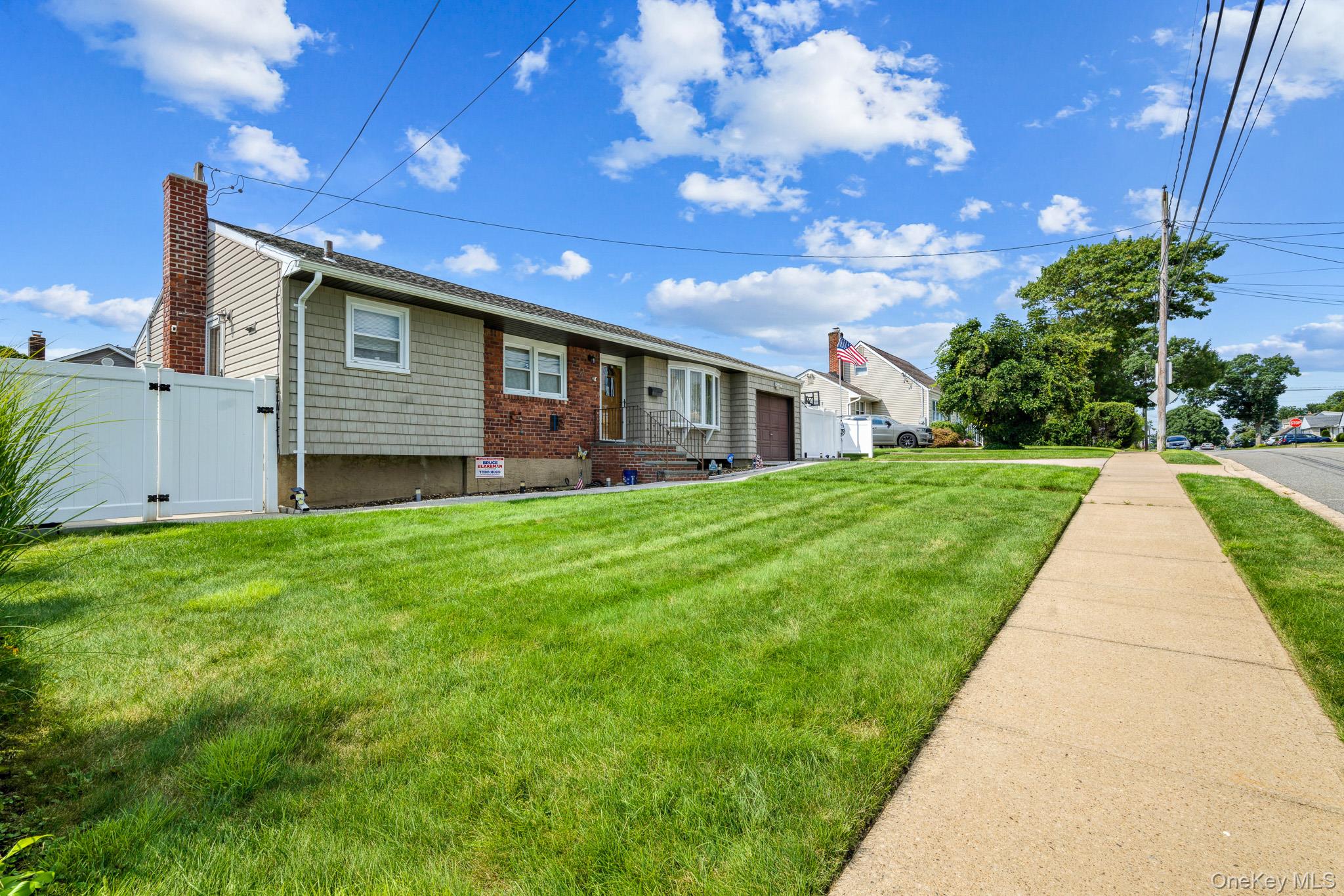40 Elm Avenue Property Photo 2