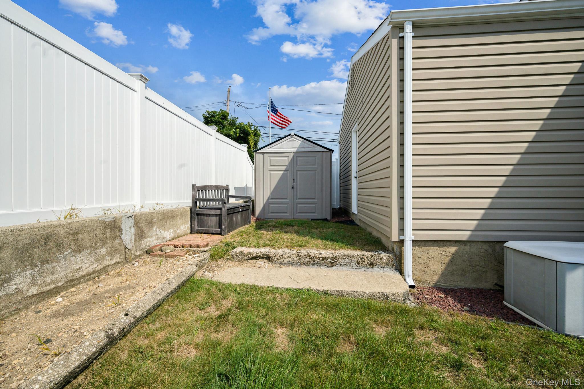40 Elm Avenue Property Photo 10