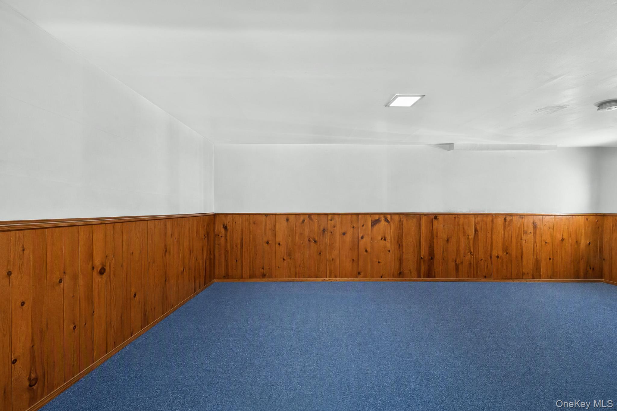 40 Elm Avenue Property Photo 34