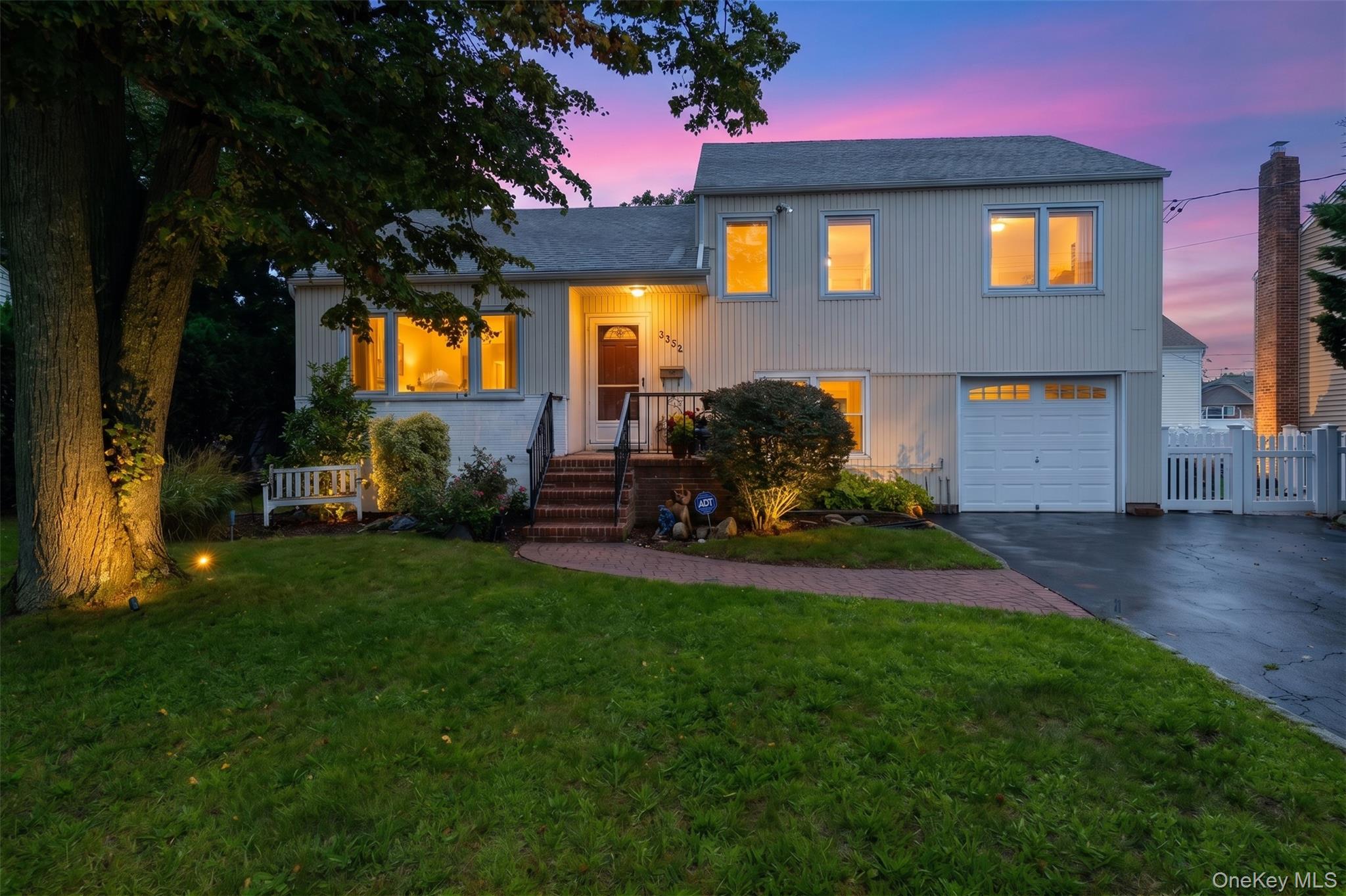 3352 4th Street Property Photo 1