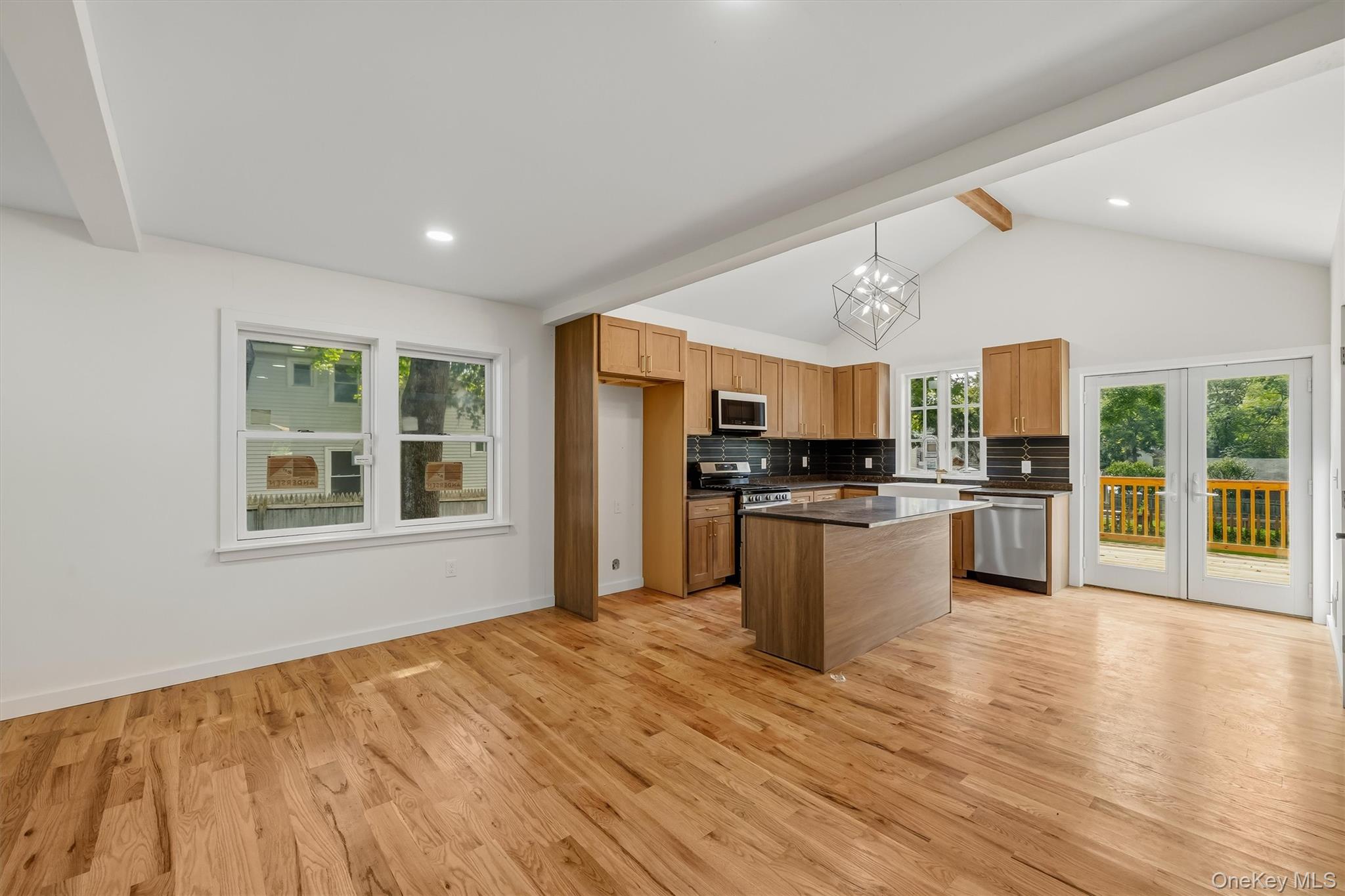 45 Main Street Property Photo 8