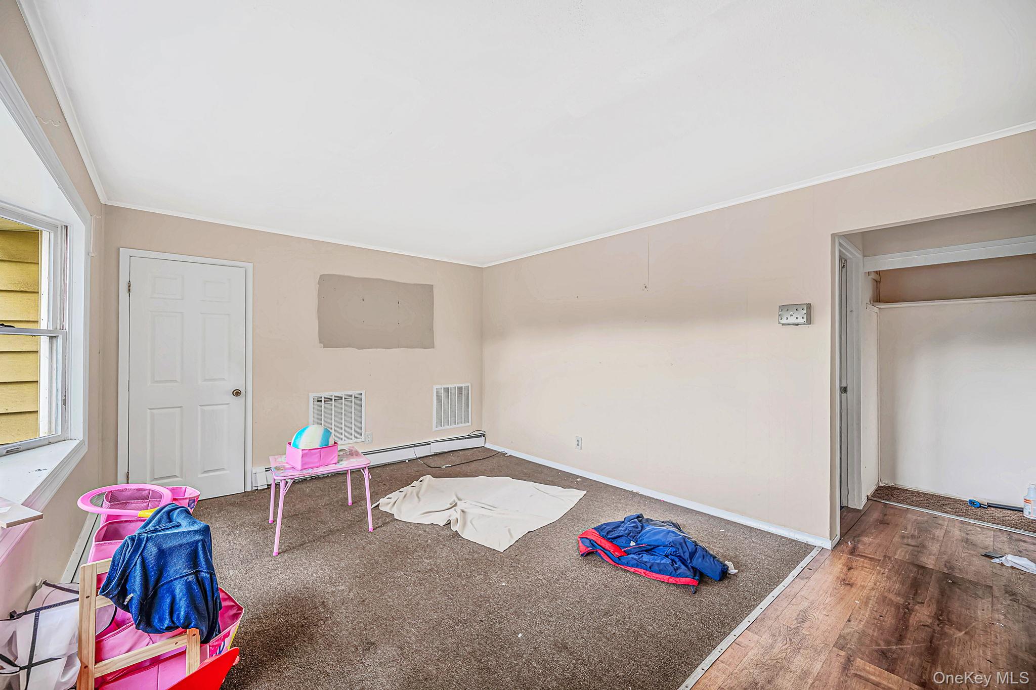 440 Clayton Street Property Photo 3