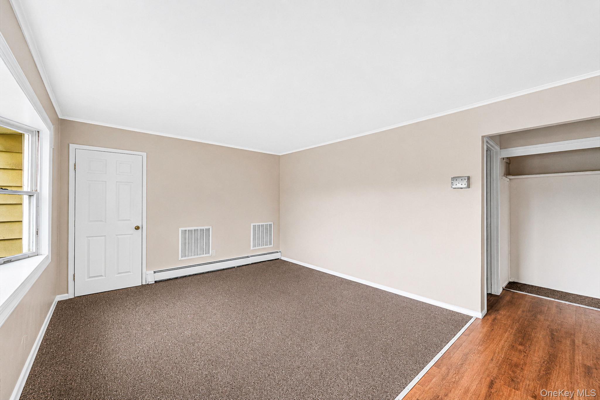 440 Clayton Street Property Photo 4