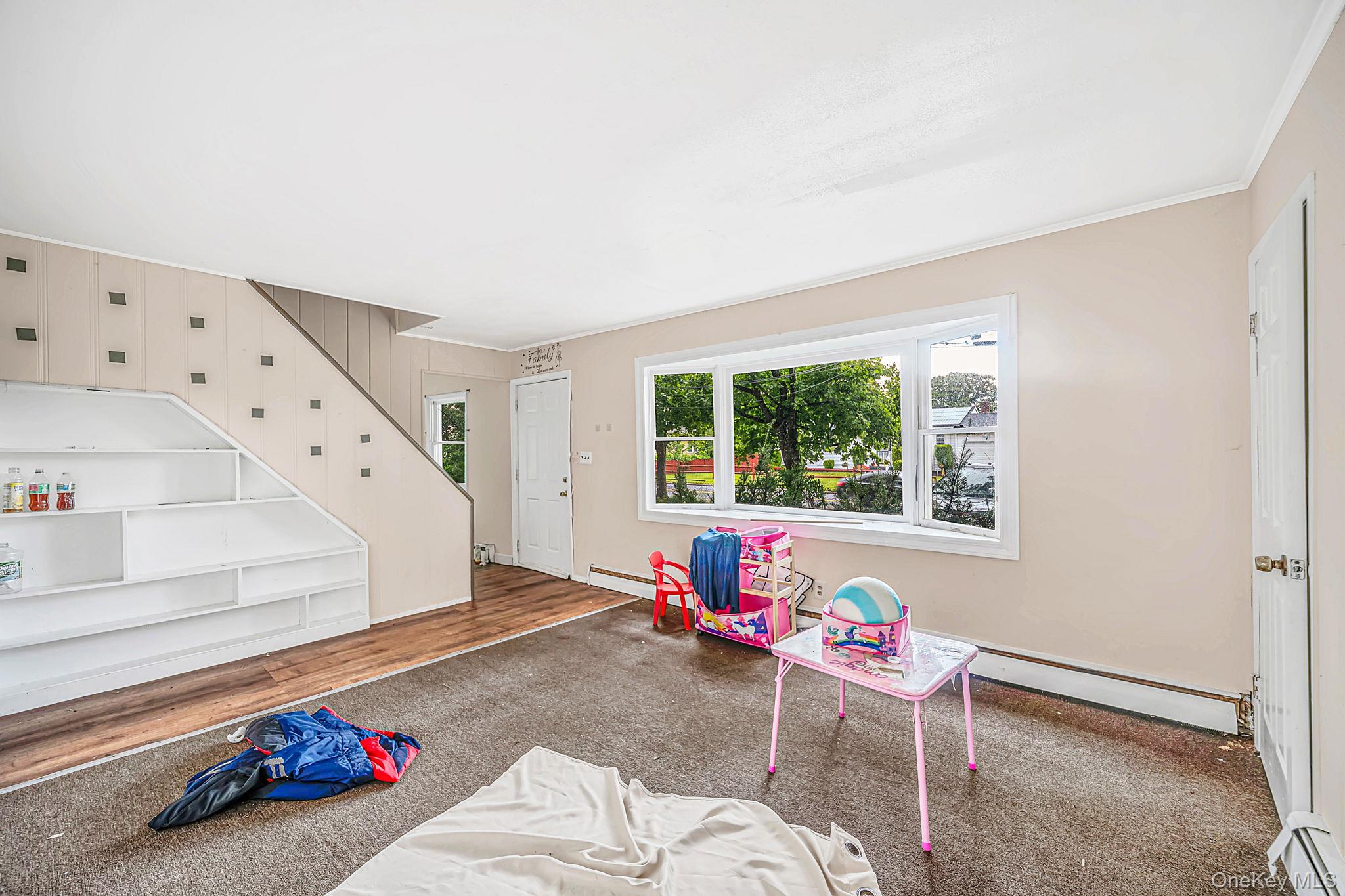 440 Clayton Street Property Photo 5