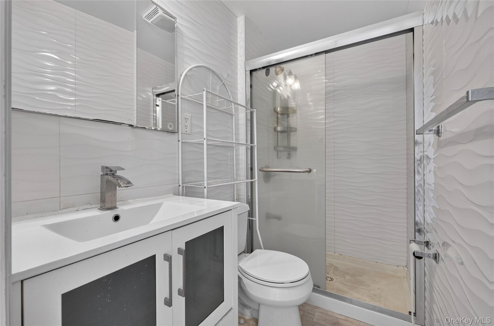 153-39 60th Avenue Property Photo 9