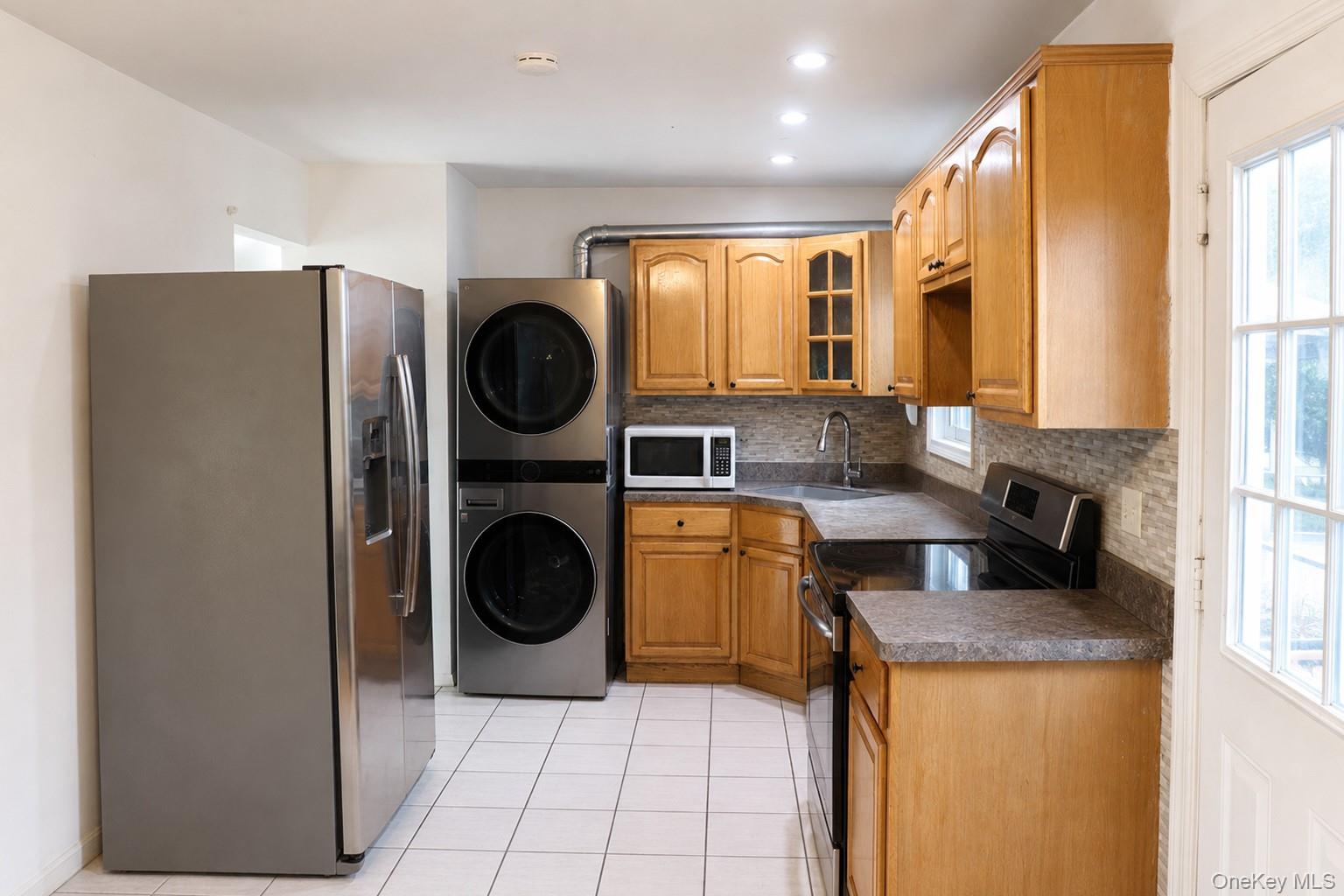 37 Island Avenue Property Photo 7