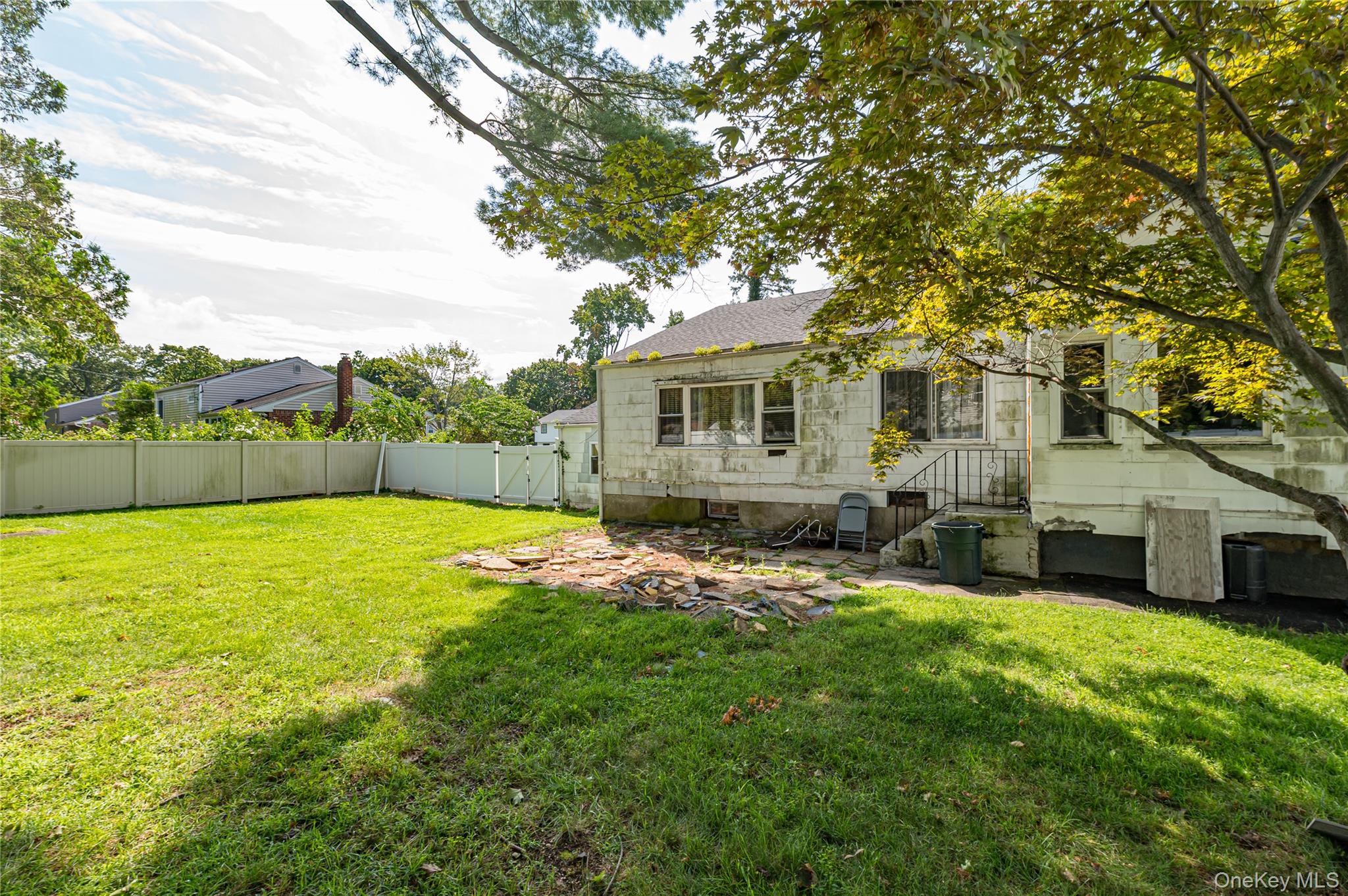 19 South Lane Property Photo 3