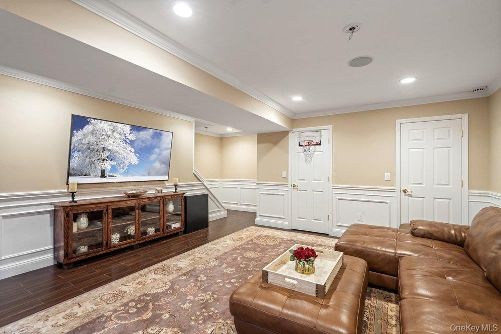1 Fairway Drive Property Photo 16